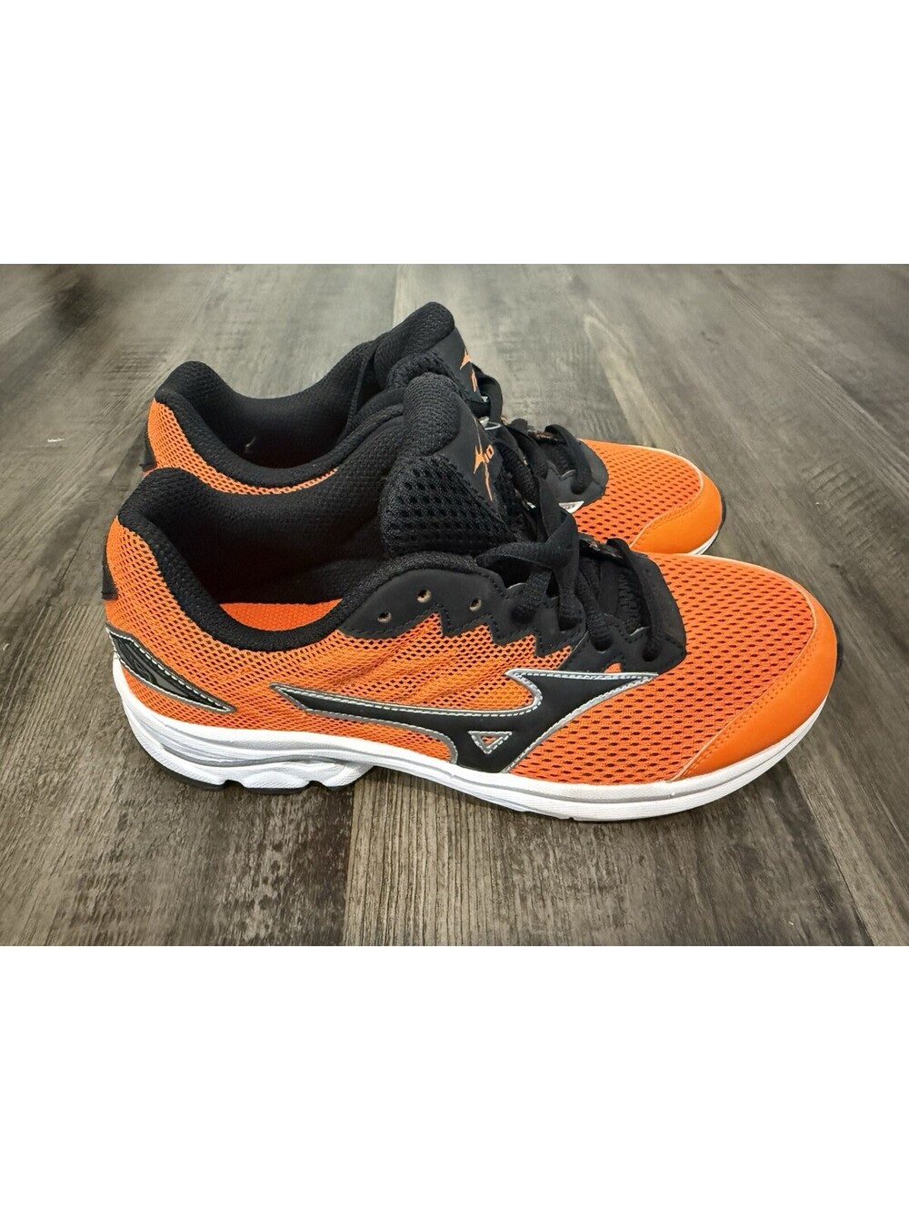 Mizuno Wave Rider 20 JR Running Athletic Shoes Sneakers Sz 5 Youth Orange